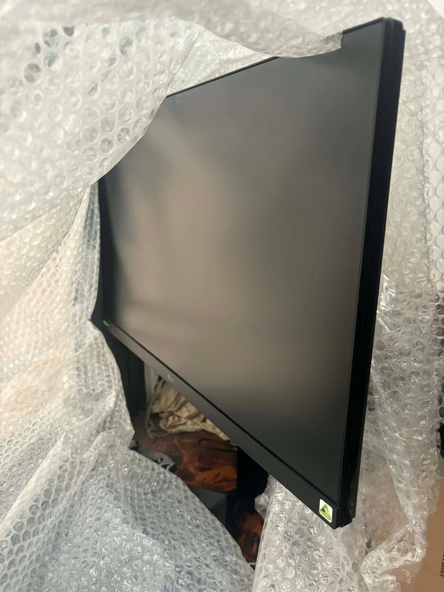 màn lg 24inch 180hz
